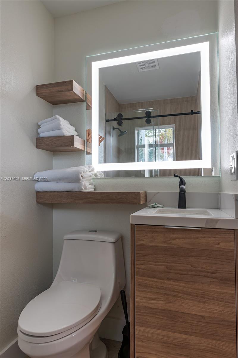 Ver detalles / sq. ft. $ 2026-06-09 0 foto