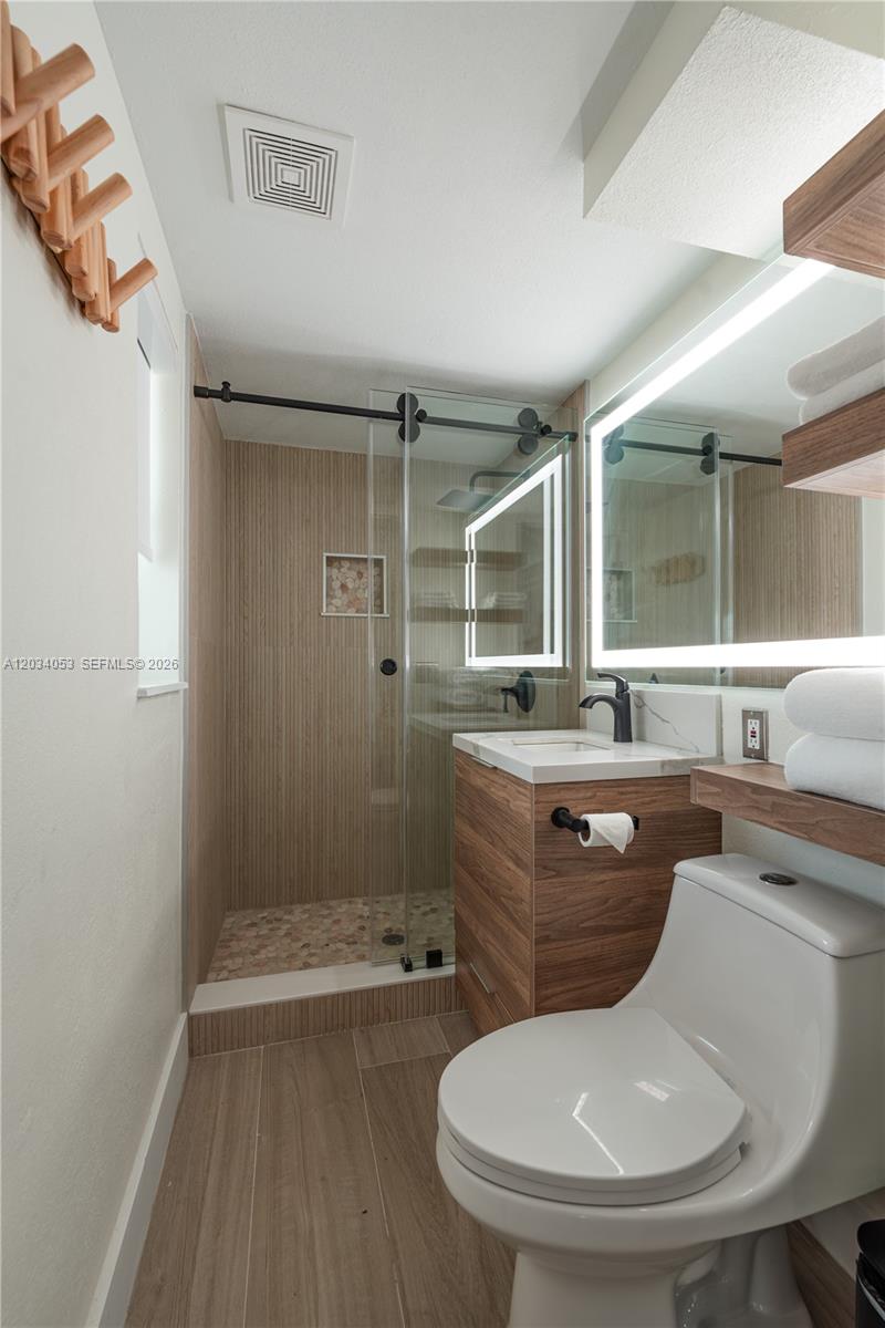 Ver detalles / sq. ft. $ 2026-06-09 0 foto