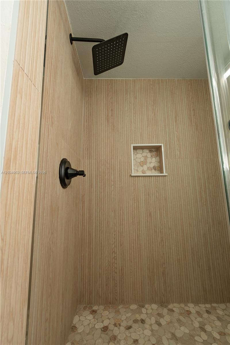 Ver detalles / sq. ft. $ 2026-06-09 0 foto