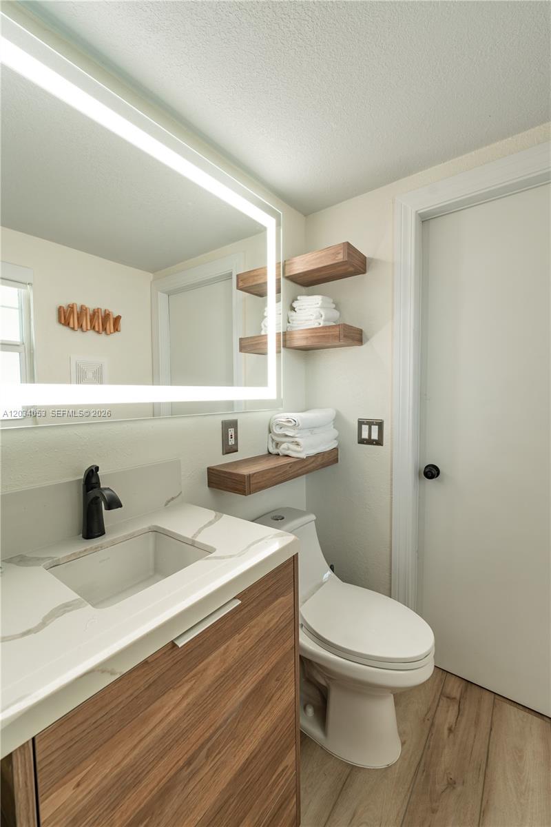 Ver detalles / sq. ft. $ 2026-06-09 0 foto