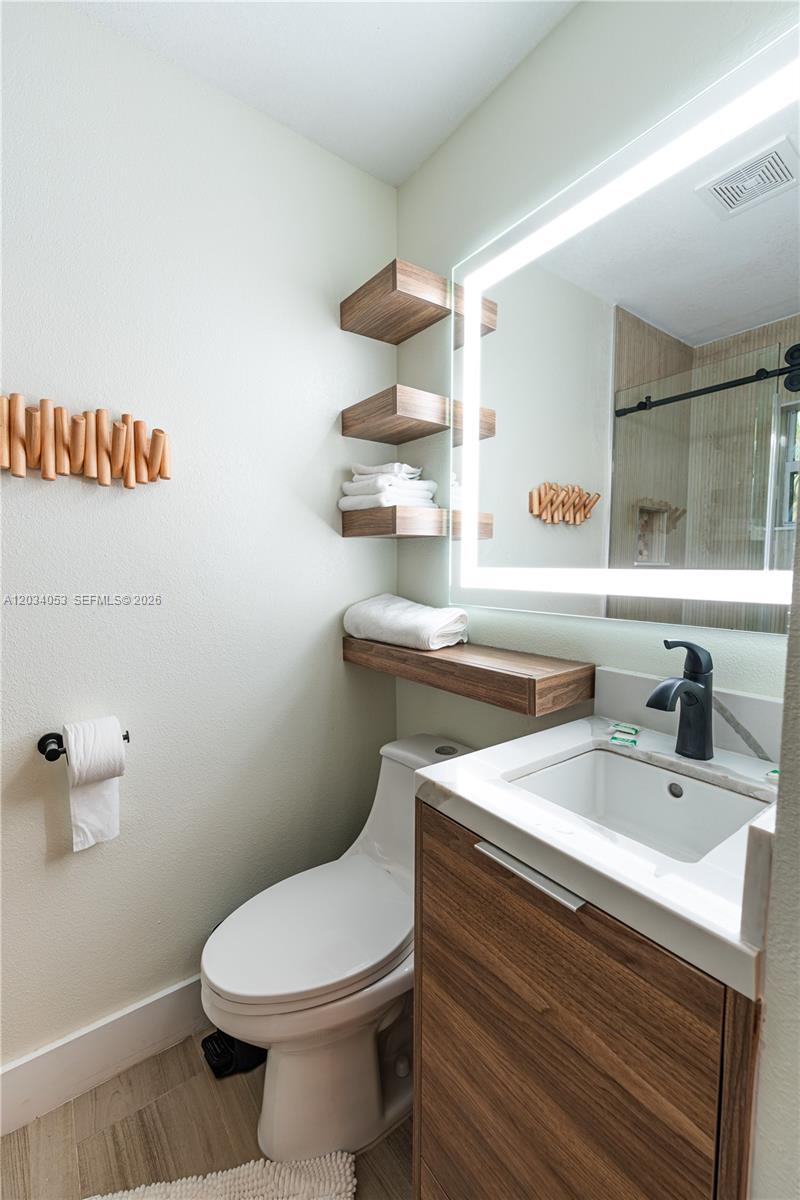 Ver detalles / sq. ft. $ 2026-06-09 0 foto