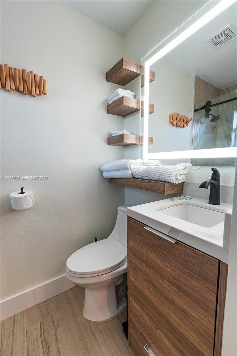 Ver detalles / sq. ft. $ 2026-06-09 0 foto