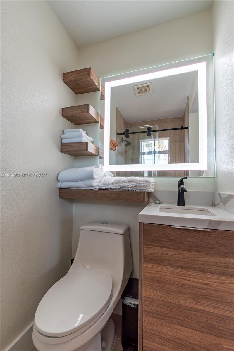 Ver detalles / sq. ft. $ 2026-06-09 0 foto