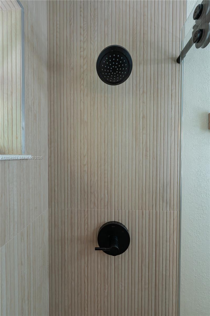 Ver detalles / sq. ft. $ 2026-06-09 0 foto