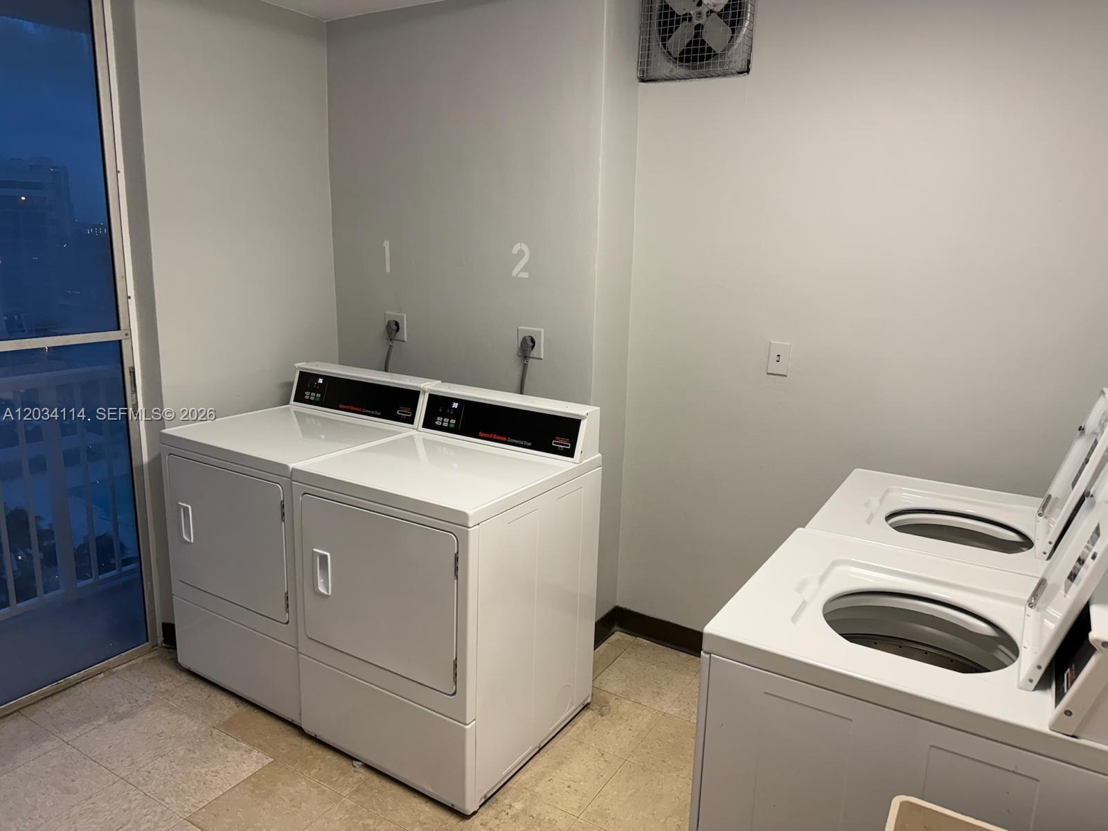 Ver detalles 11K 2 / 2 1171 sq. ft. $ 2026-06-09 0 foto