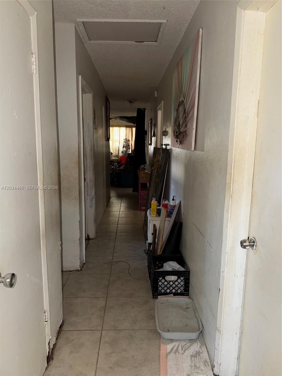 See details 2327 4 / 2 1352 sq. ft. $ 2026-07-27 0 Photo