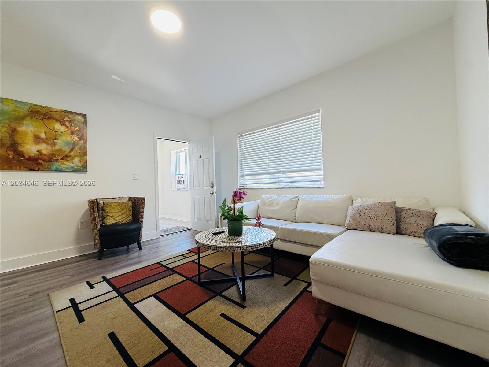 Ver detalles / 5318 sq. ft. $ 2026-06-10 0 foto