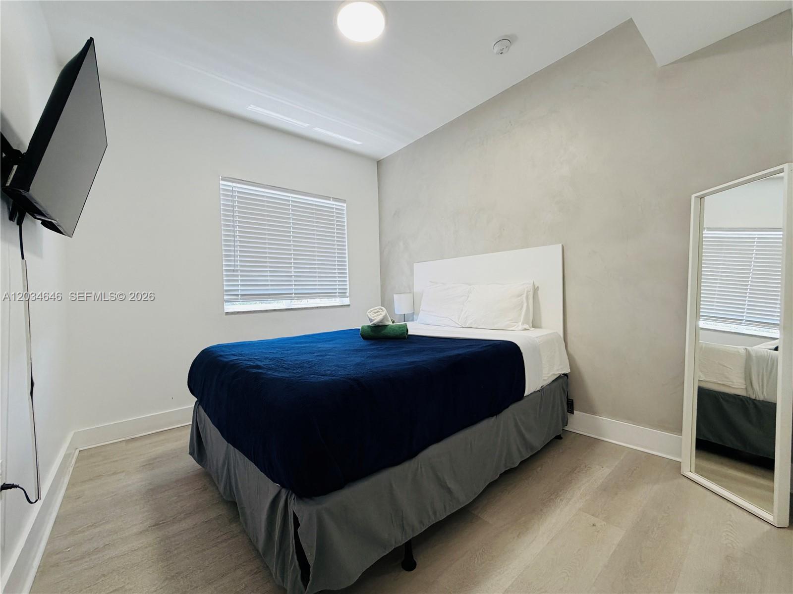 Ver detalles / 5318 sq. ft. $ 2026-06-10 0 foto