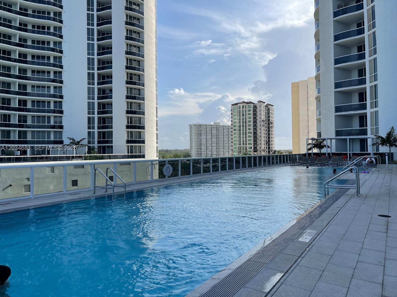 See details 4107 3 / 3 2106 sq. ft. $ 2026-06-10 0 Photo