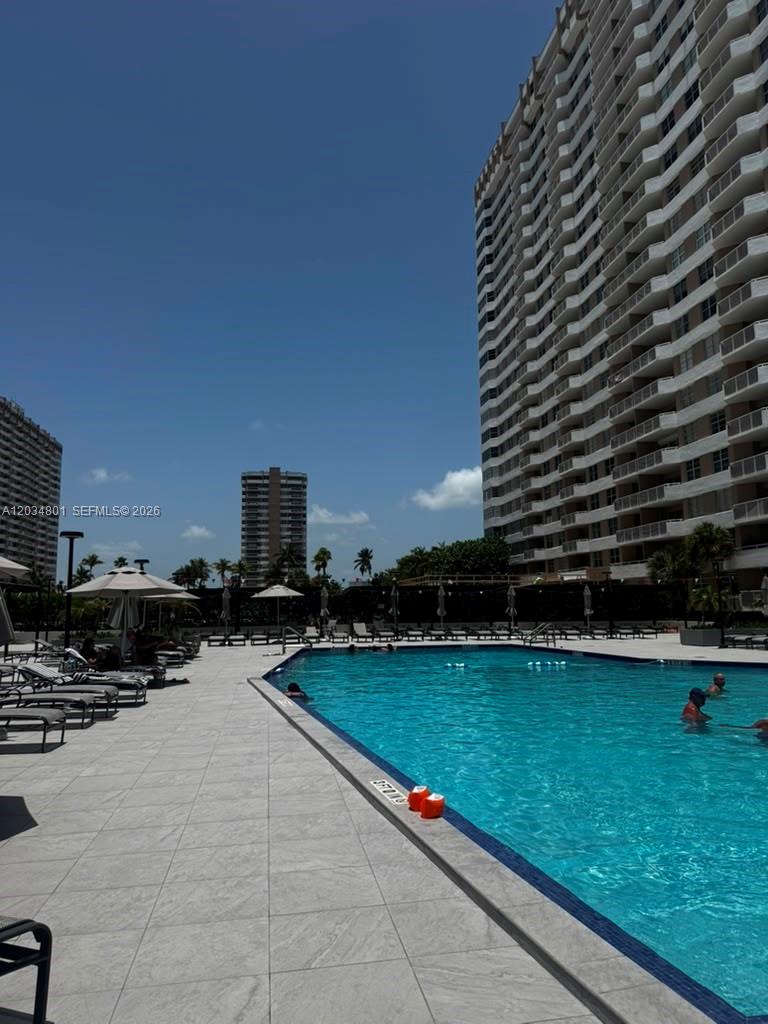 6J 2 / 2 1240 sq. ft. $ 2026-08-19 0 Photo