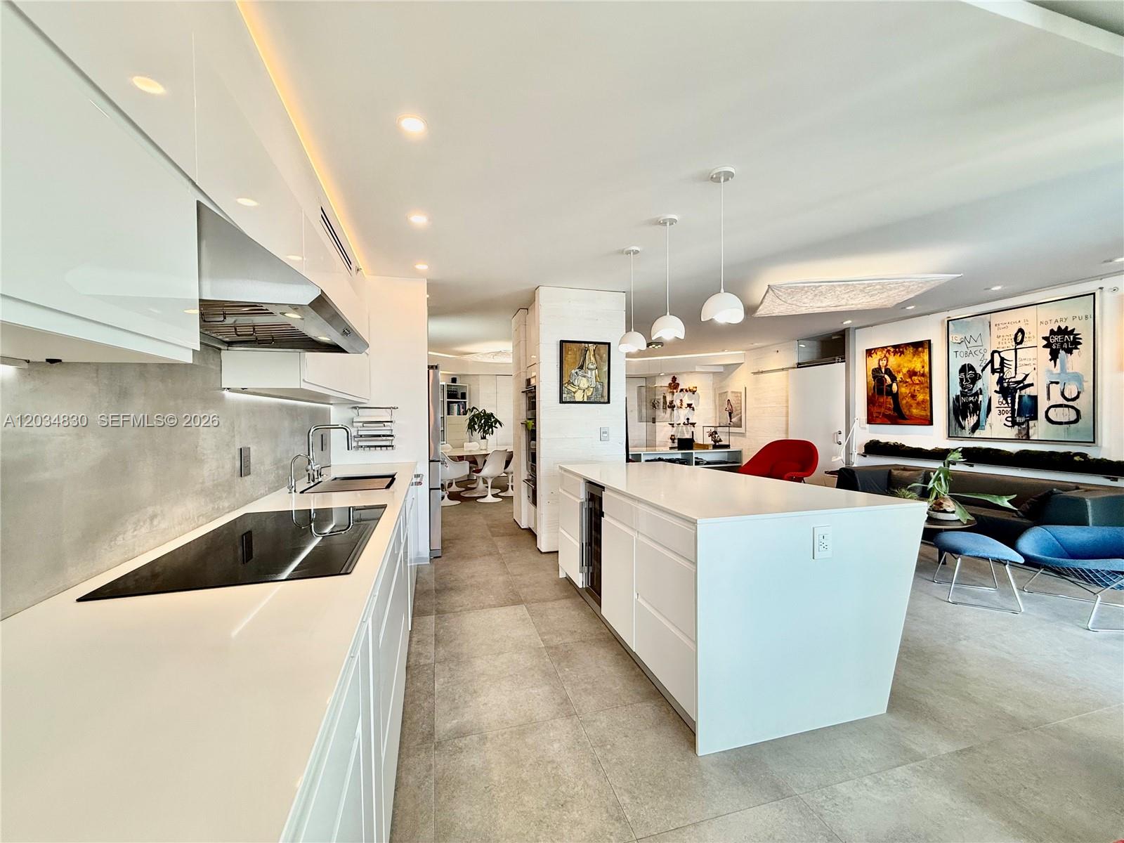 Ver detalles 1803 2 / 2 1690 sq. ft. $ 2026-06-10 0 foto