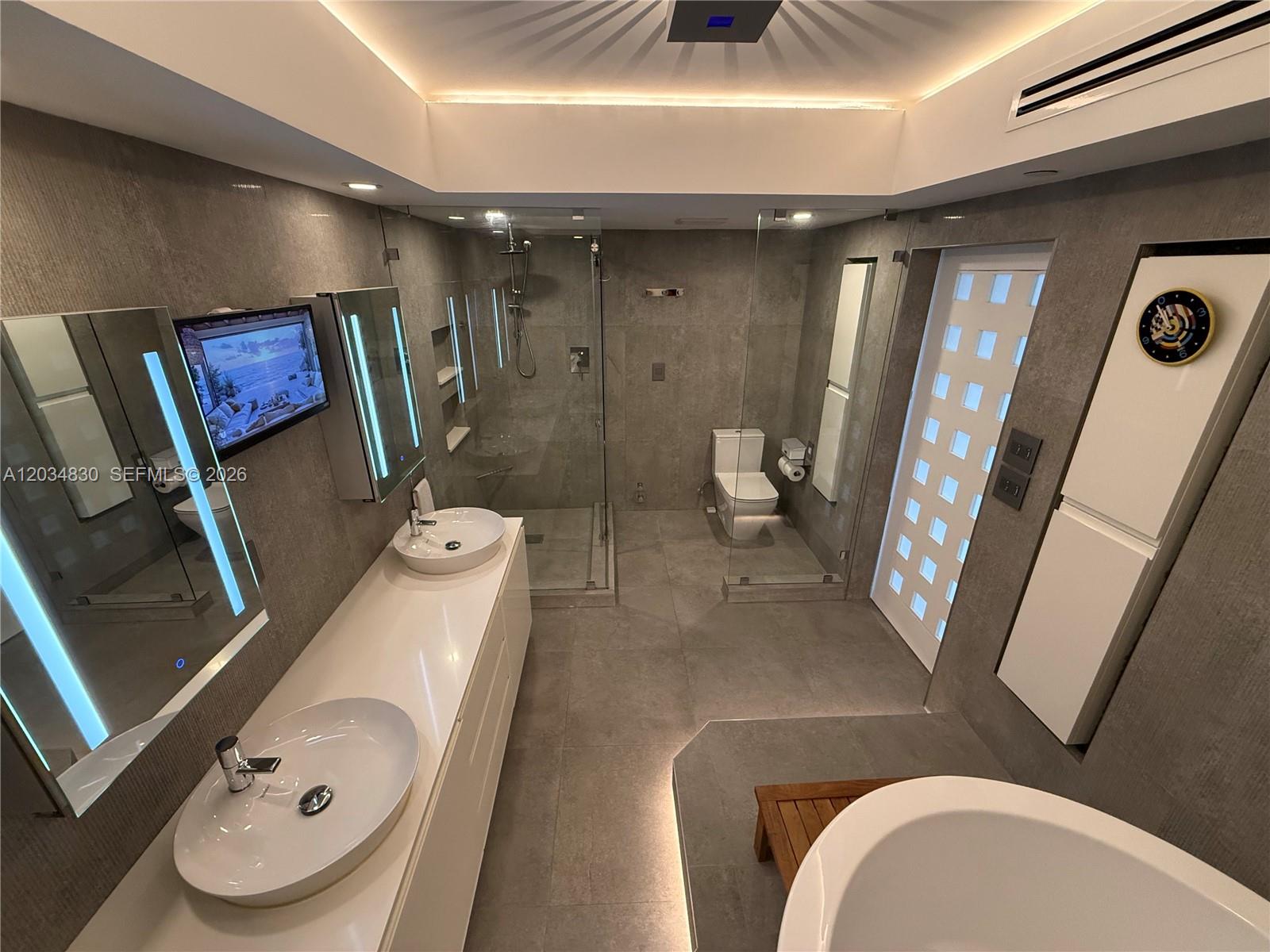 Ver detalles 1803 2 / 2 1690 sq. ft. $ 2026-06-10 0 foto