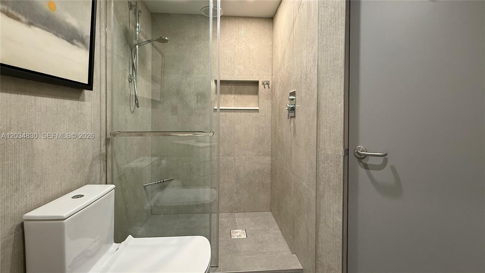 Ver detalles 1803 2 / 2 1690 sq. ft. $ 2026-06-10 0 foto