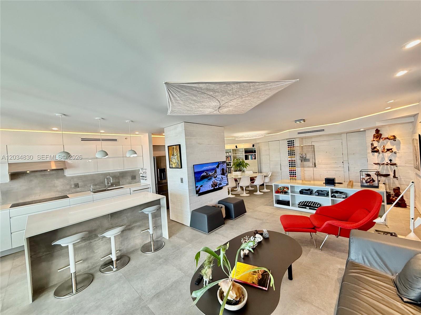 Ver detalles 1803 2 / 2 1690 sq. ft. $ 2026-06-10 0 foto