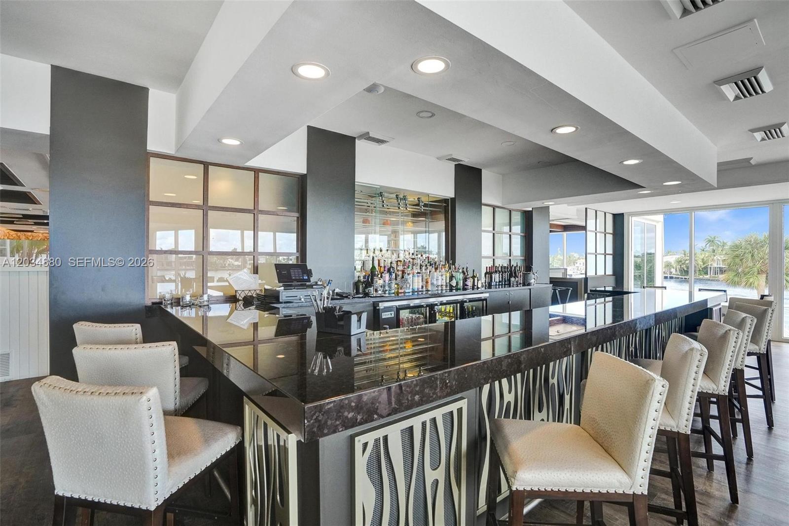 Photo of 20281 Country Club Dr  #615, Aventura, Florida, 33180 - 
