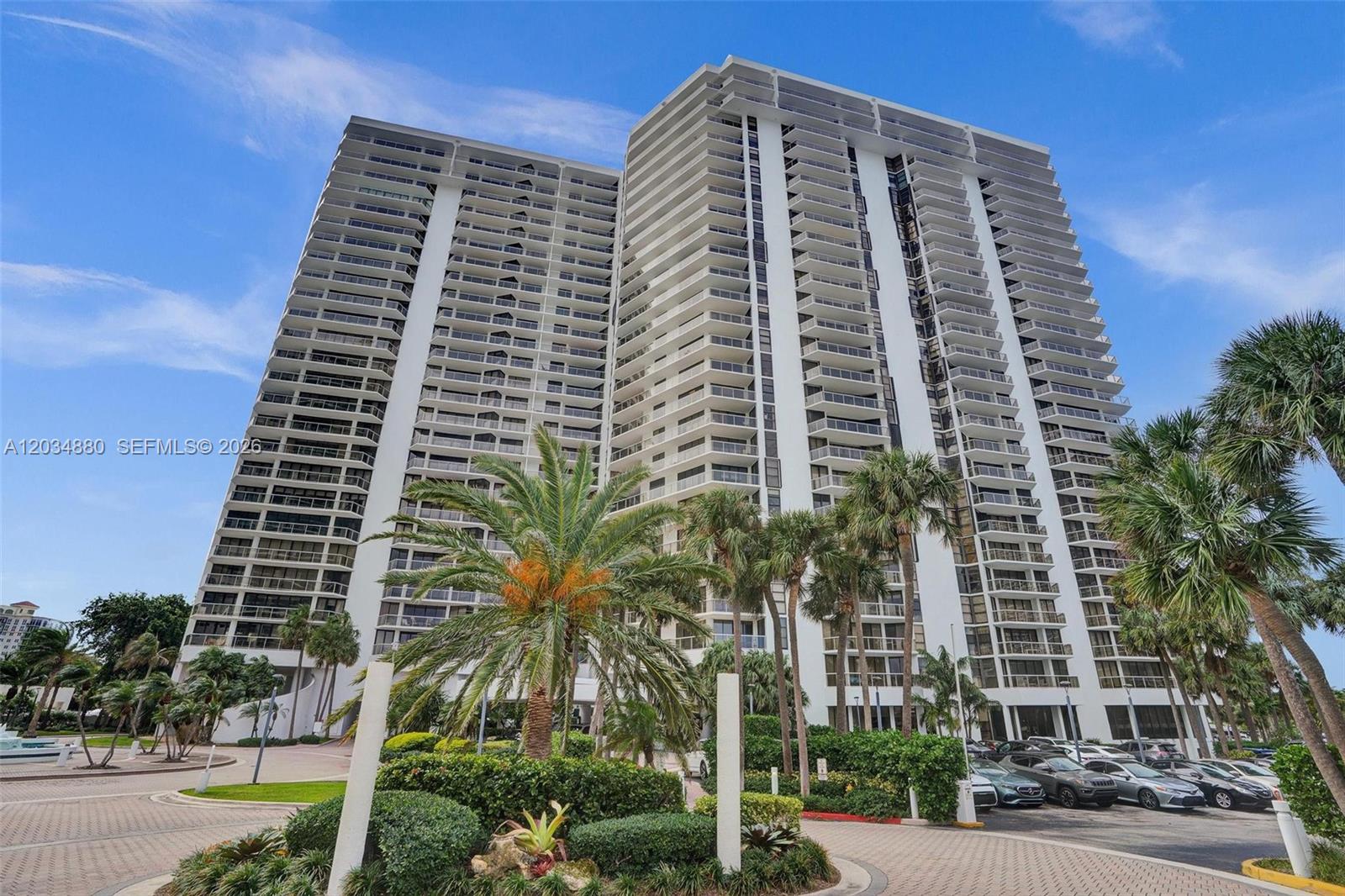 Photo of 20281 Country Club Dr  #615, Aventura, Florida, 33180 - 