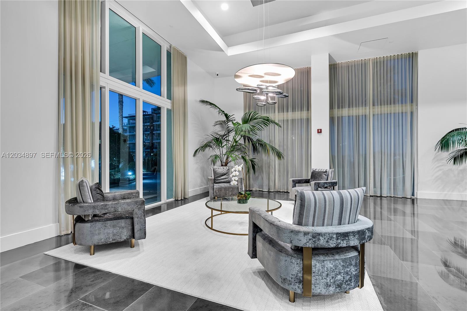 PH04 3 / 4 4750 sq. ft. $ 2026-06-10 0 foto