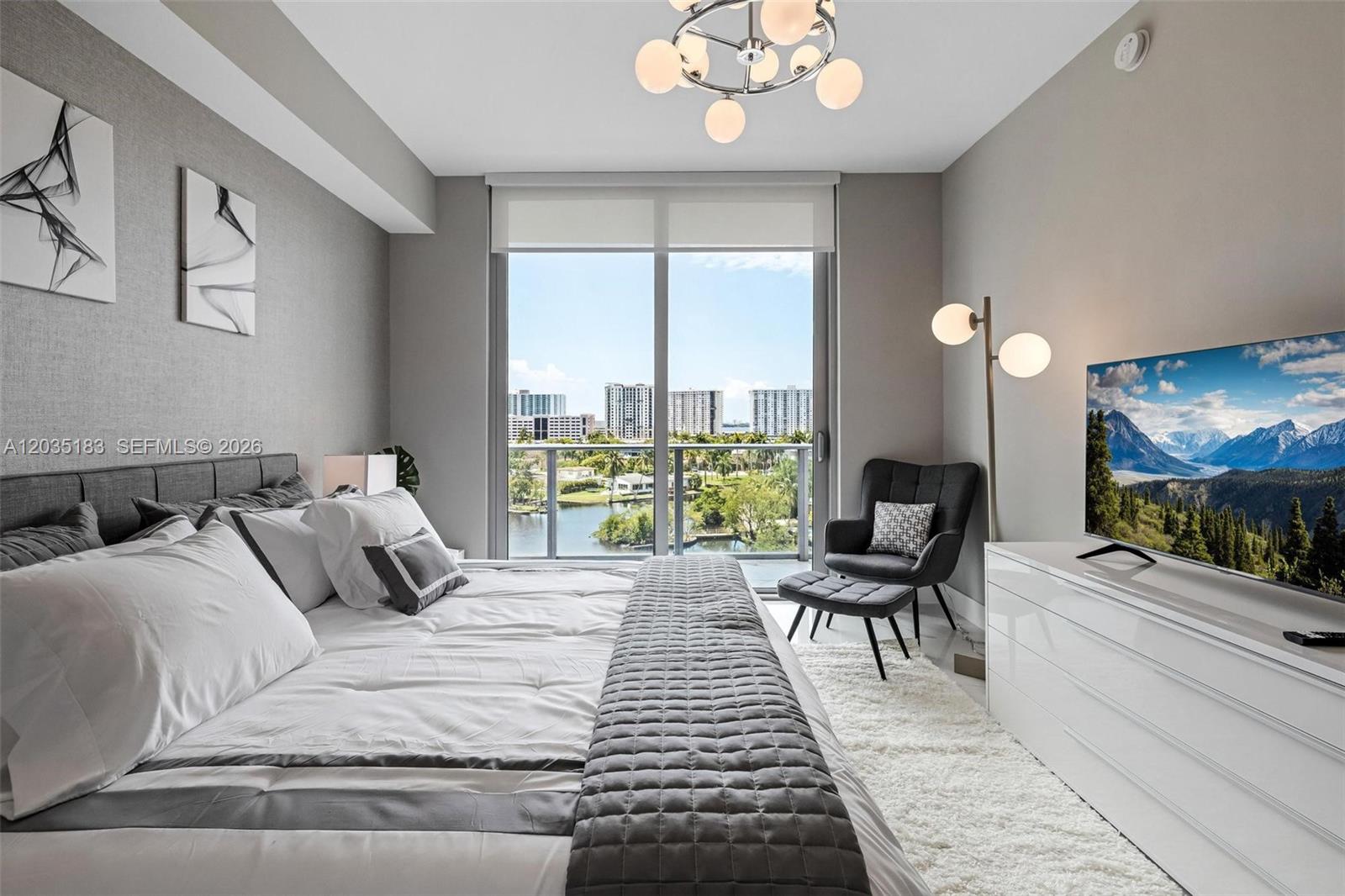 See details 5-506 3 / 4 2726 sq. ft. $ 2026-06-11 0 Photo