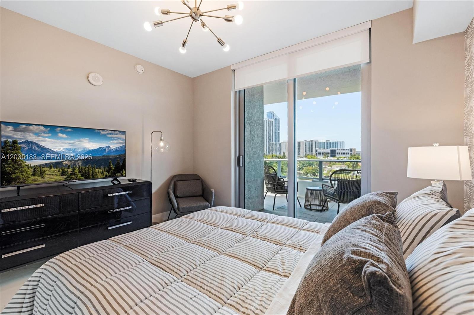 See details 5-506 3 / 4 2726 sq. ft. $ 2026-06-11 0 Photo