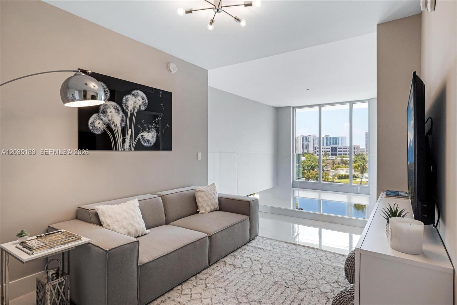 See details 5-506 3 / 4 2726 sq. ft. $ 2026-06-11 0 Photo