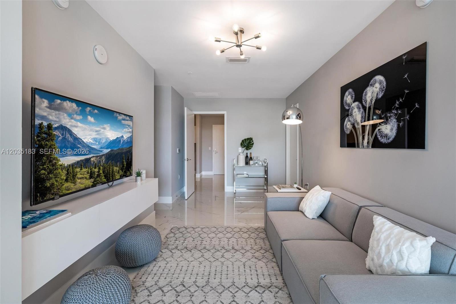 See details 5-506 3 / 4 2726 sq. ft. $ 2026-06-11 0 Photo