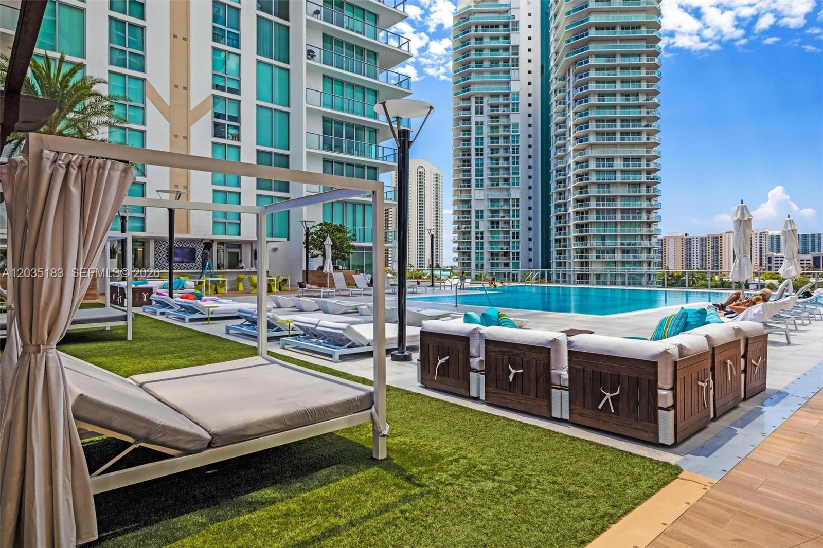 See details 5-506 3 / 4 2726 sq. ft. $ 2026-06-11 0 Photo