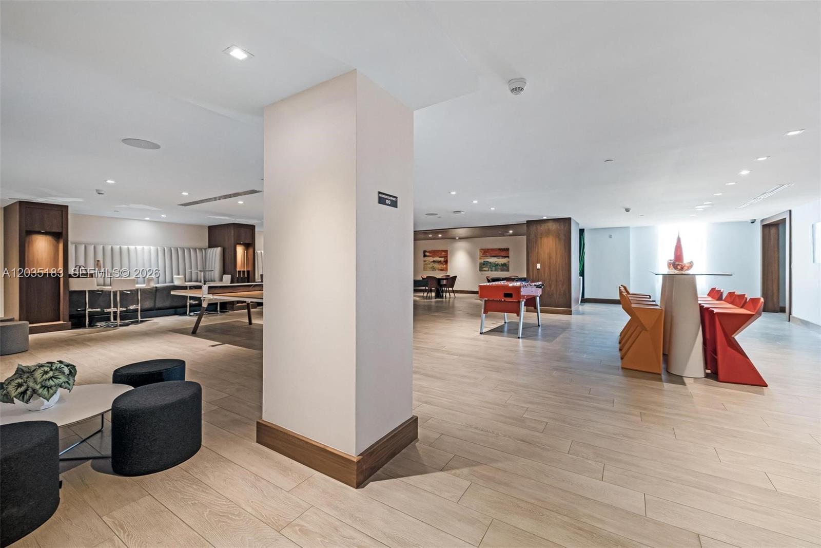 See details 5-506 3 / 4 2726 sq. ft. $ 2026-06-11 0 Photo