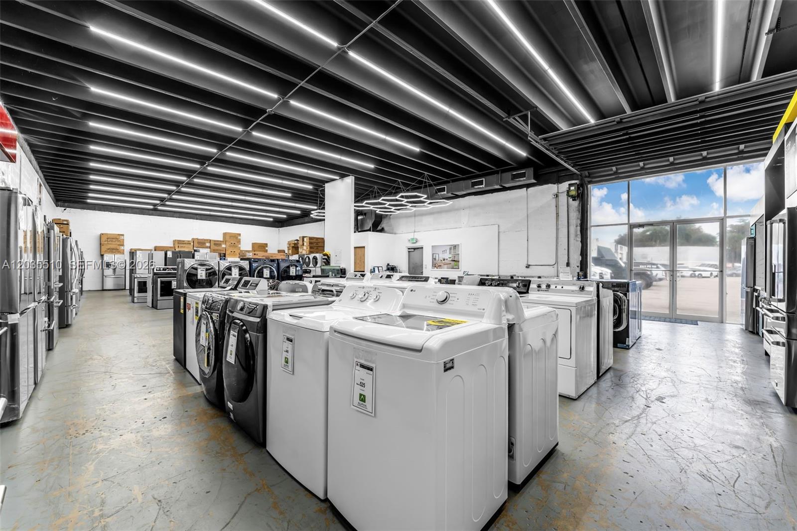 See details / sq. ft. $ 2026-06-11 0 Photo