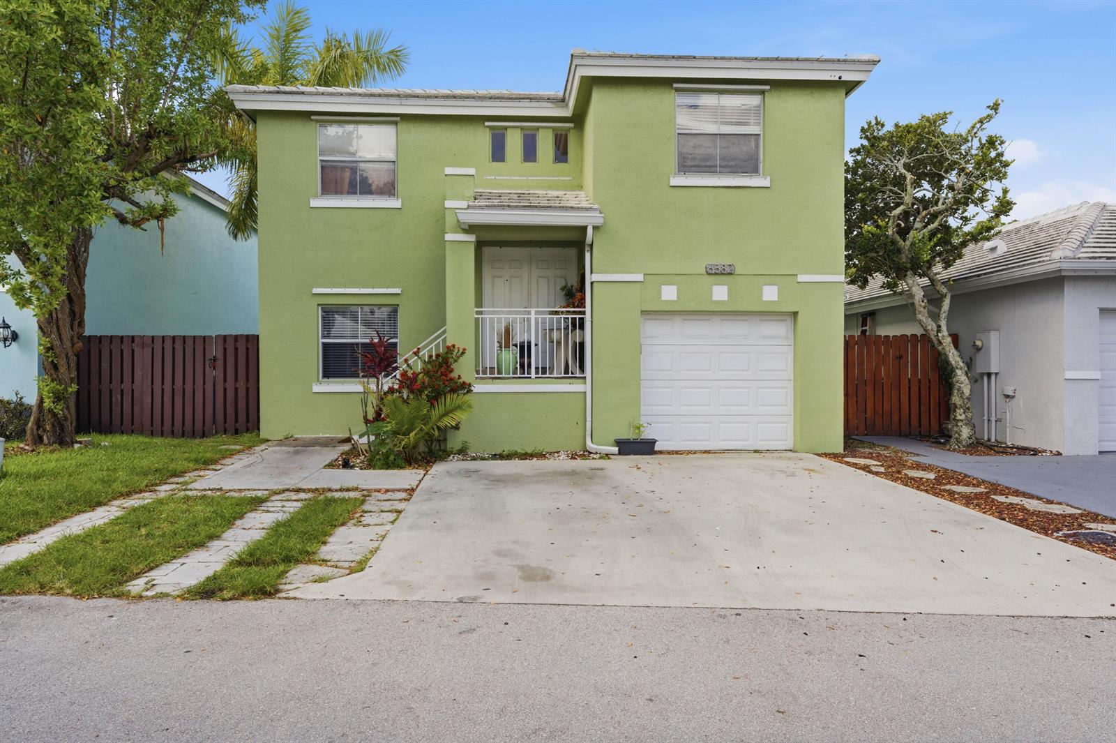 6582 4 /  1464 sq. ft. $ 2026-10-22 0 Photo