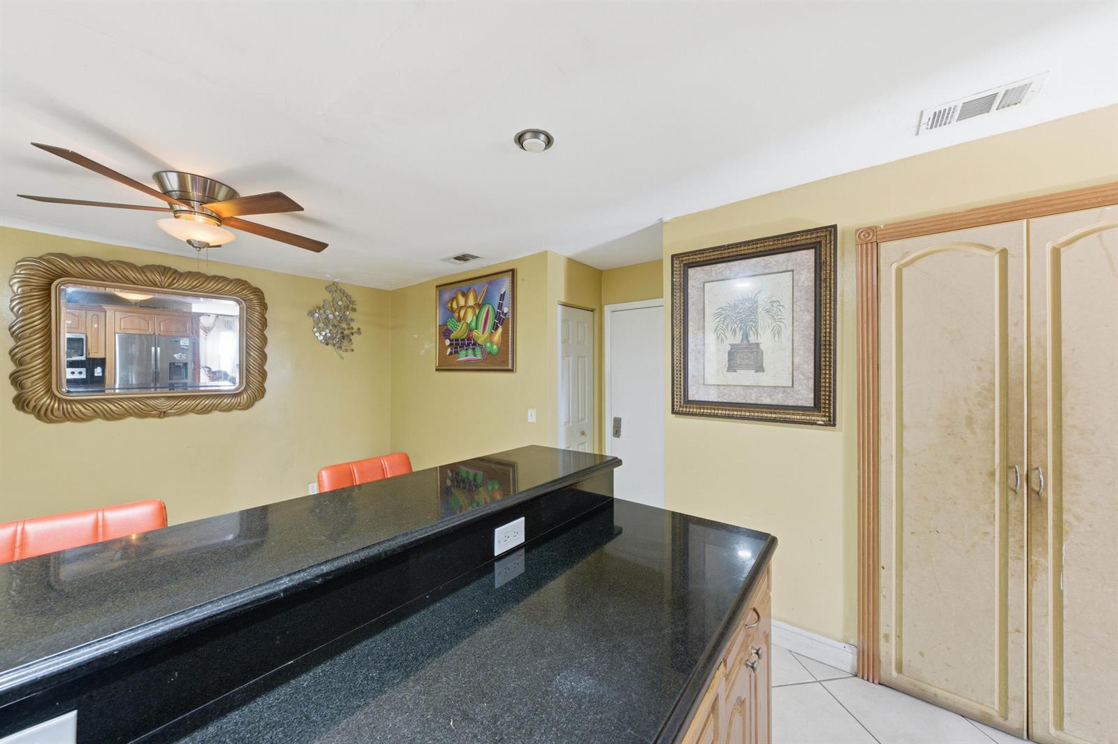 6582 4 /  1464 sq. ft. $ 2026-10-22 0 Photo