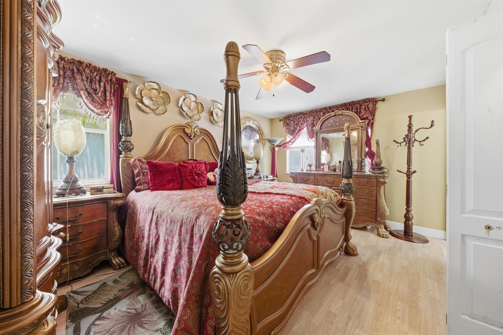 6582 4 /  1464 sq. ft. $ 2026-10-22 0 Photo