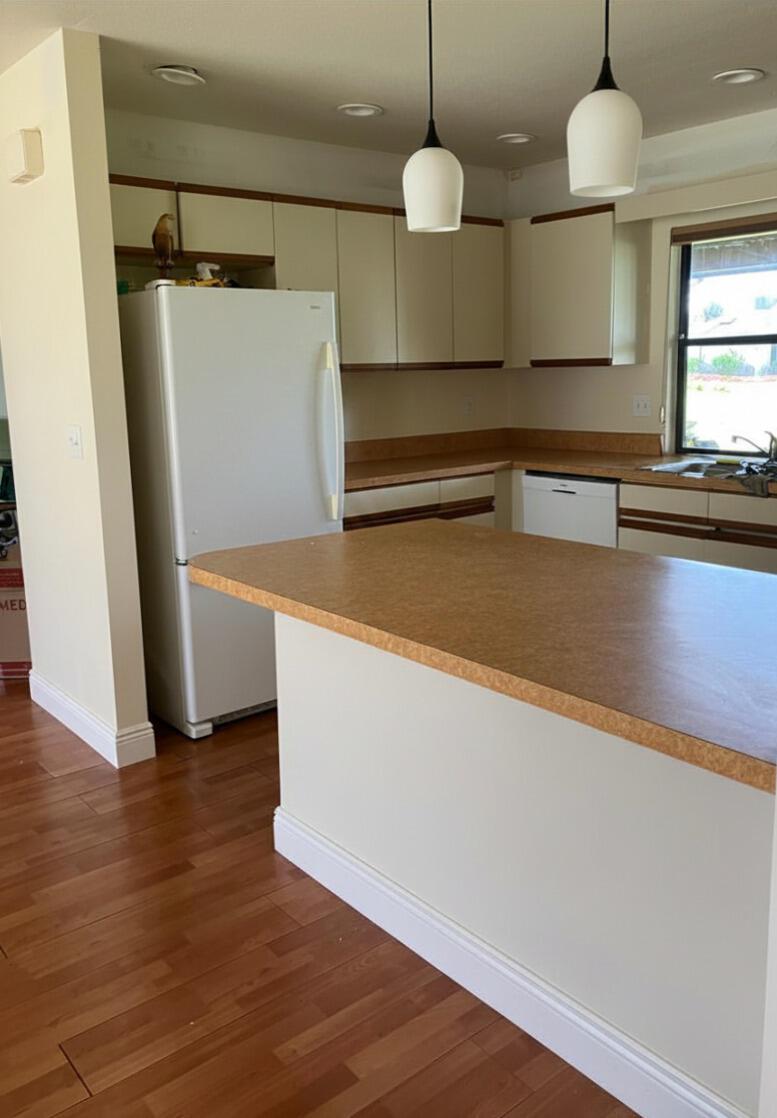 830 3 / 2 1526 sq. ft. $ 2026-06-22 0 foto