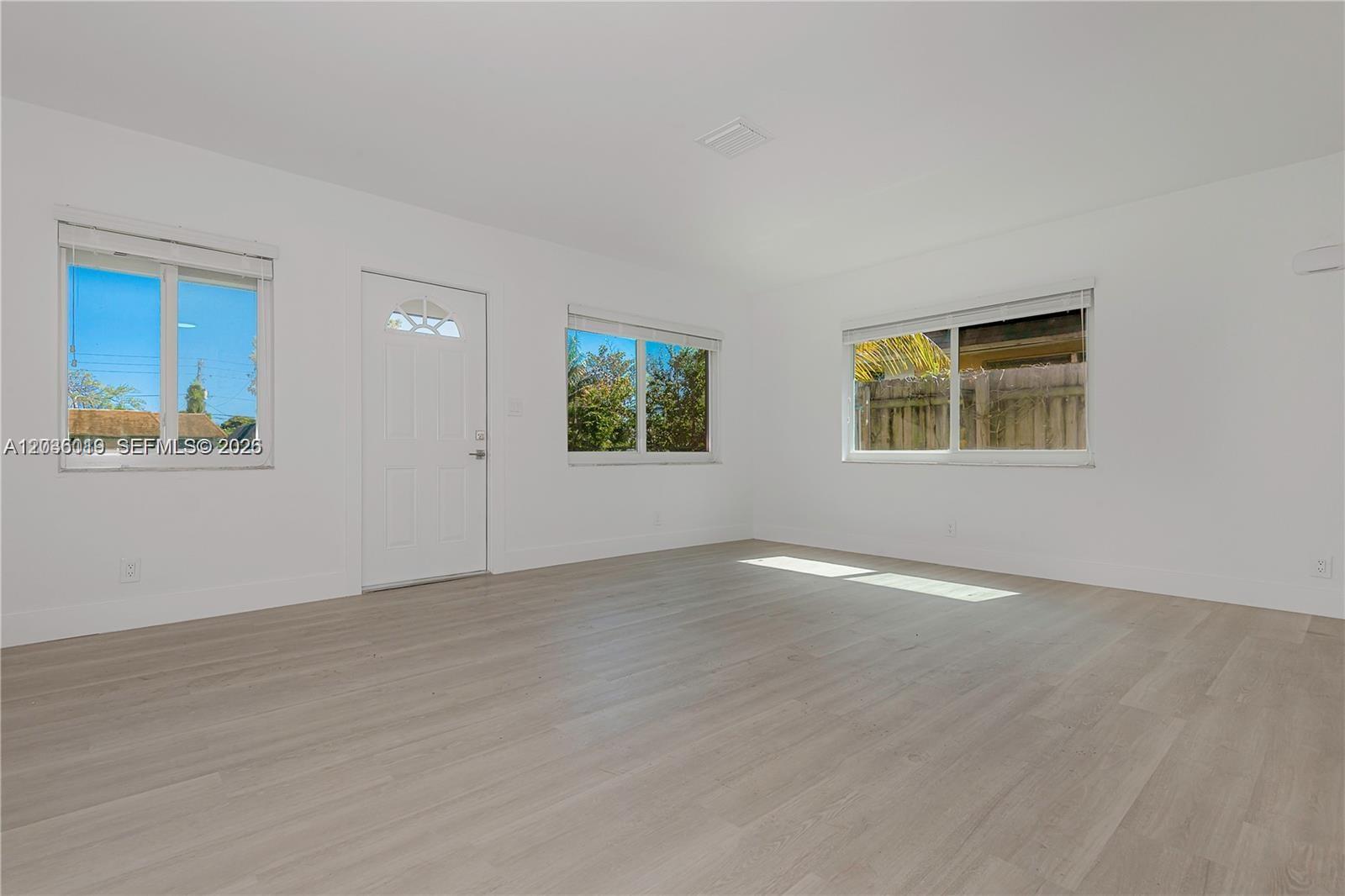   /  2504 sq. ft. $ 2026-06-12 0 foto
