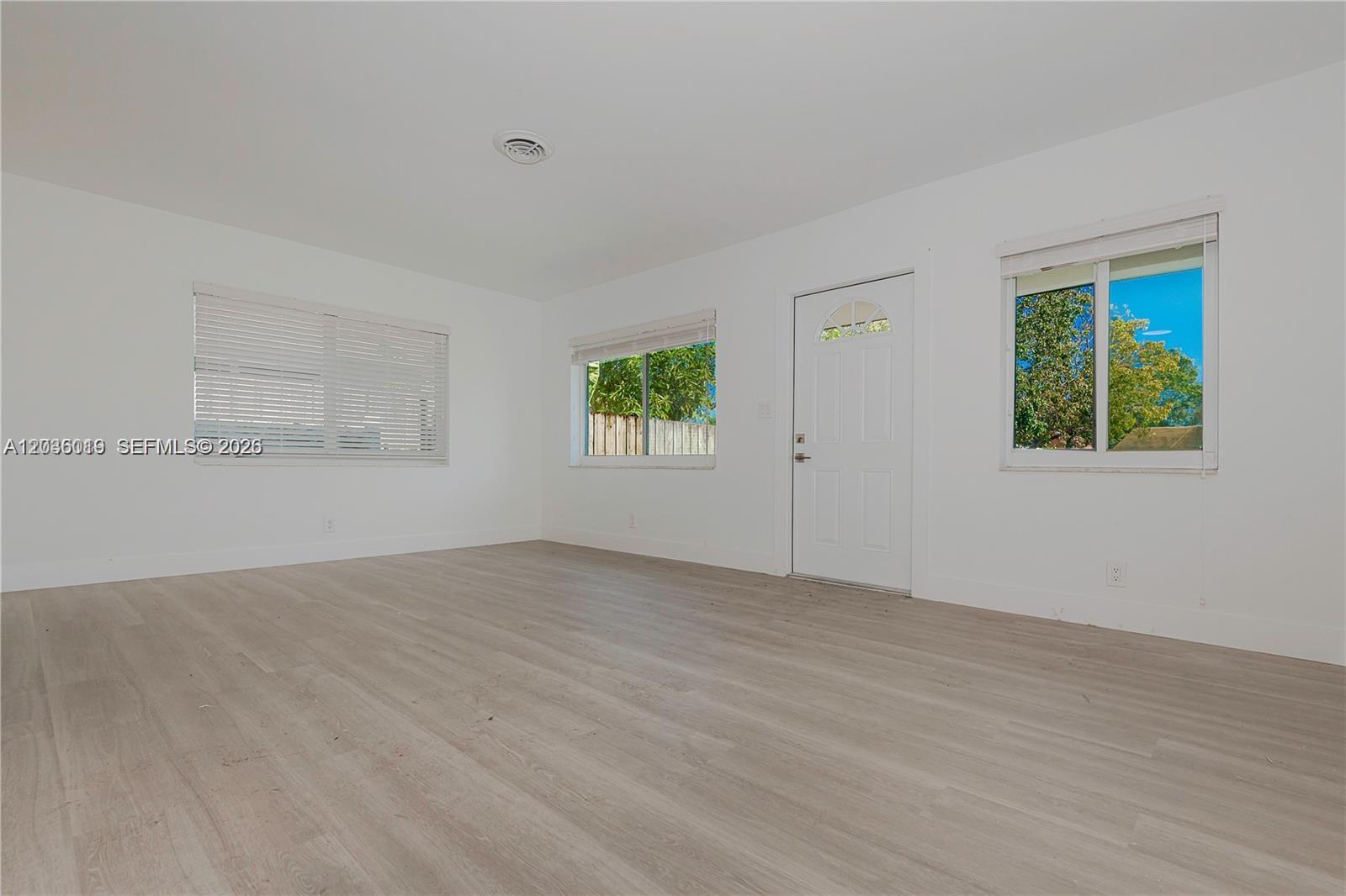   /  2504 sq. ft. $ 2026-06-12 0 foto