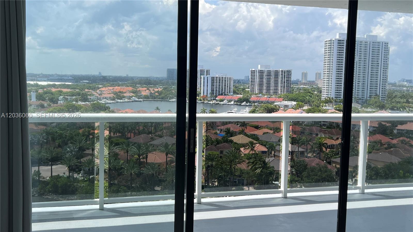 Photo of 20505 Country Club Dr  #1639, Aventura, Florida, 33180 - 