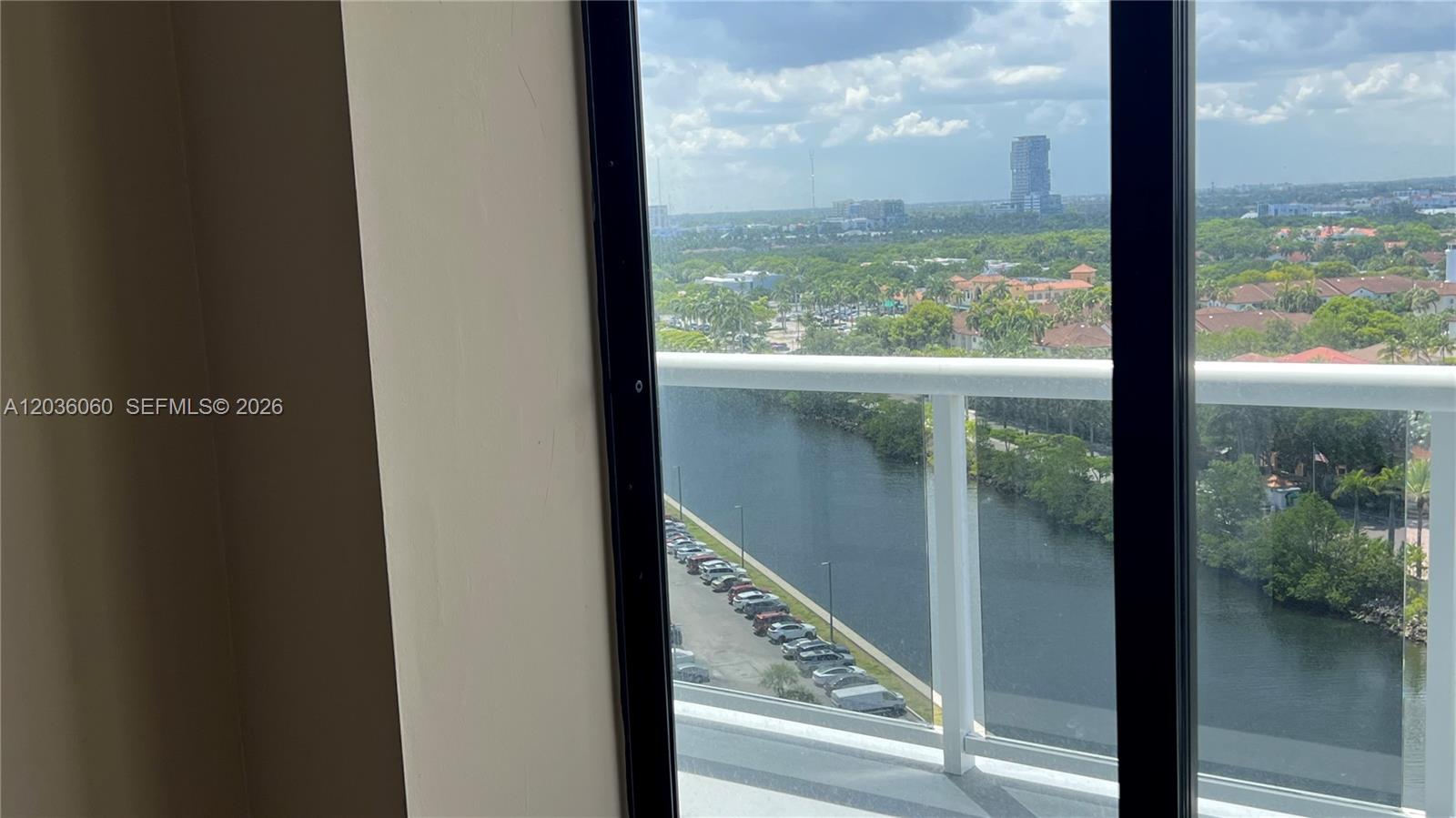 Photo of 20505 Country Club Dr  #1639, Aventura, Florida, 33180 - 