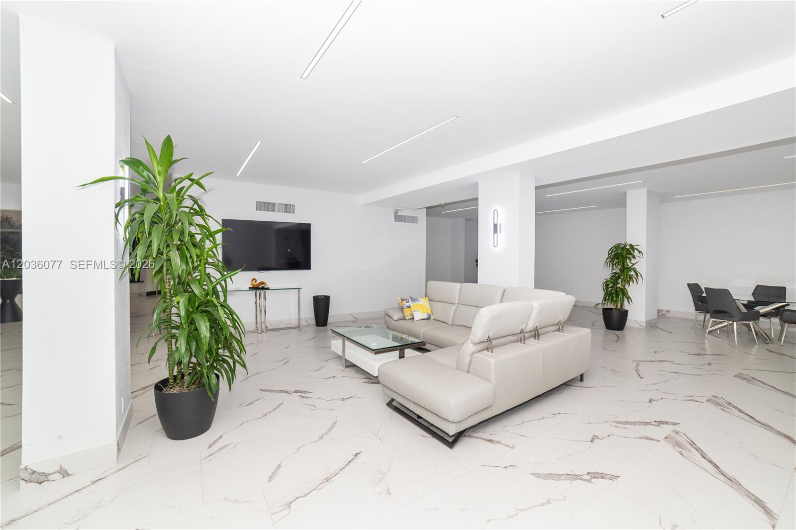 Photo of 1904 Ocean Dr #604, Hallandale Beach, Florida, 33009 -