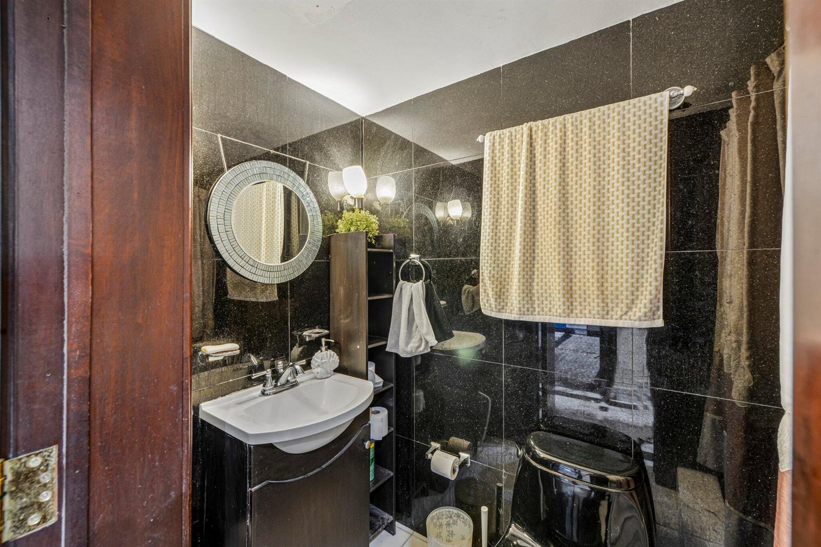 Photo of 430 Poinciana  #1710, Sunny Isles Beach, Florida, 33160 - 25-web-or-mls-Poinciana Dr 1710-S1906-02