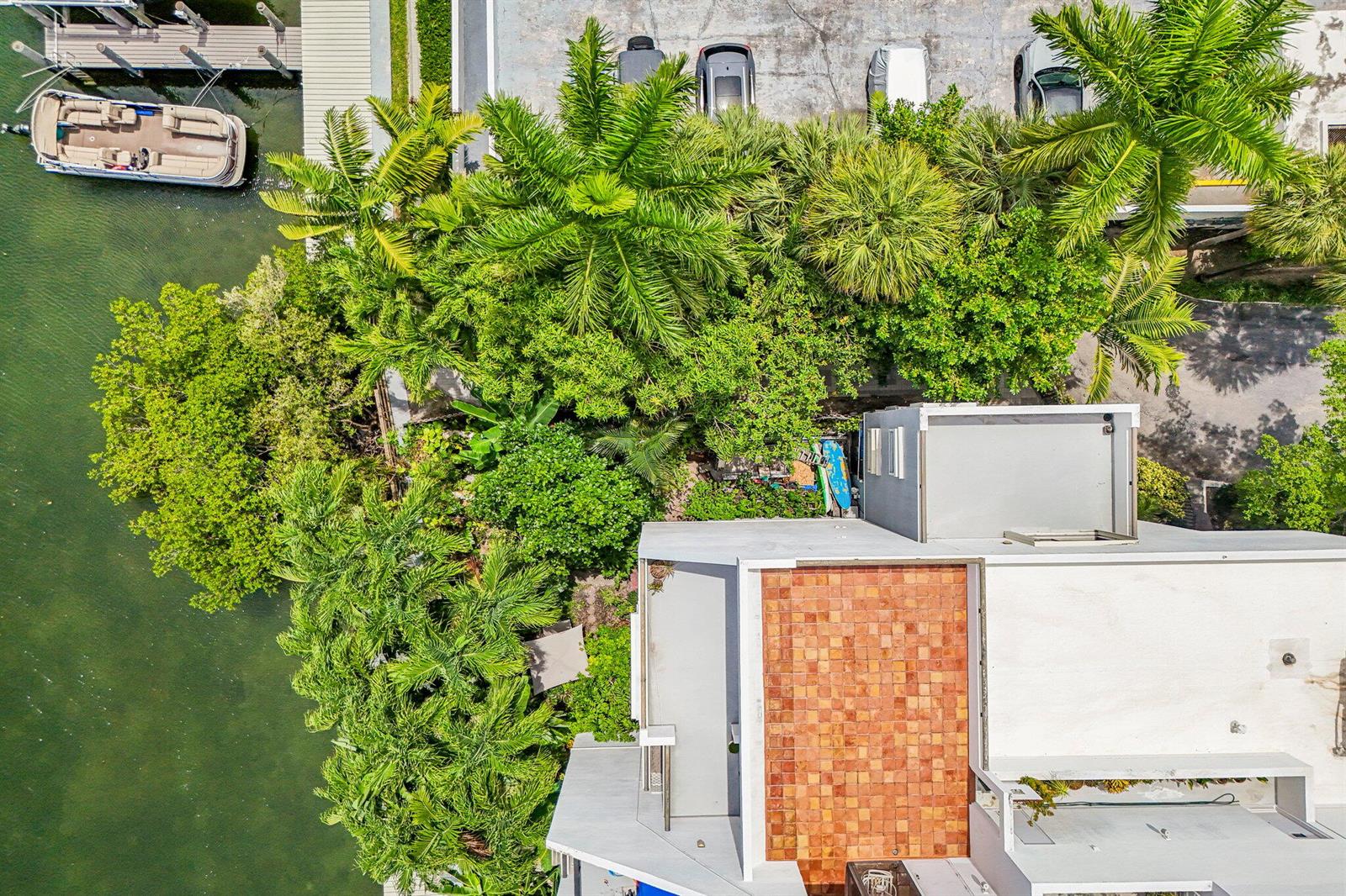 Photo of 430 Poinciana  #1710, Sunny Isles Beach, Florida, 33160 - 34-web-or-mls-Poinciana Dr 1710-S1906-03