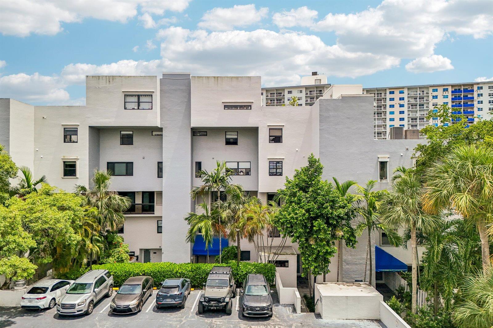 Photo of 430 Poinciana  #1710, Sunny Isles Beach, Florida, 33160 - 43-web-or-mls-Poinciana Dr 1710-S1906-04