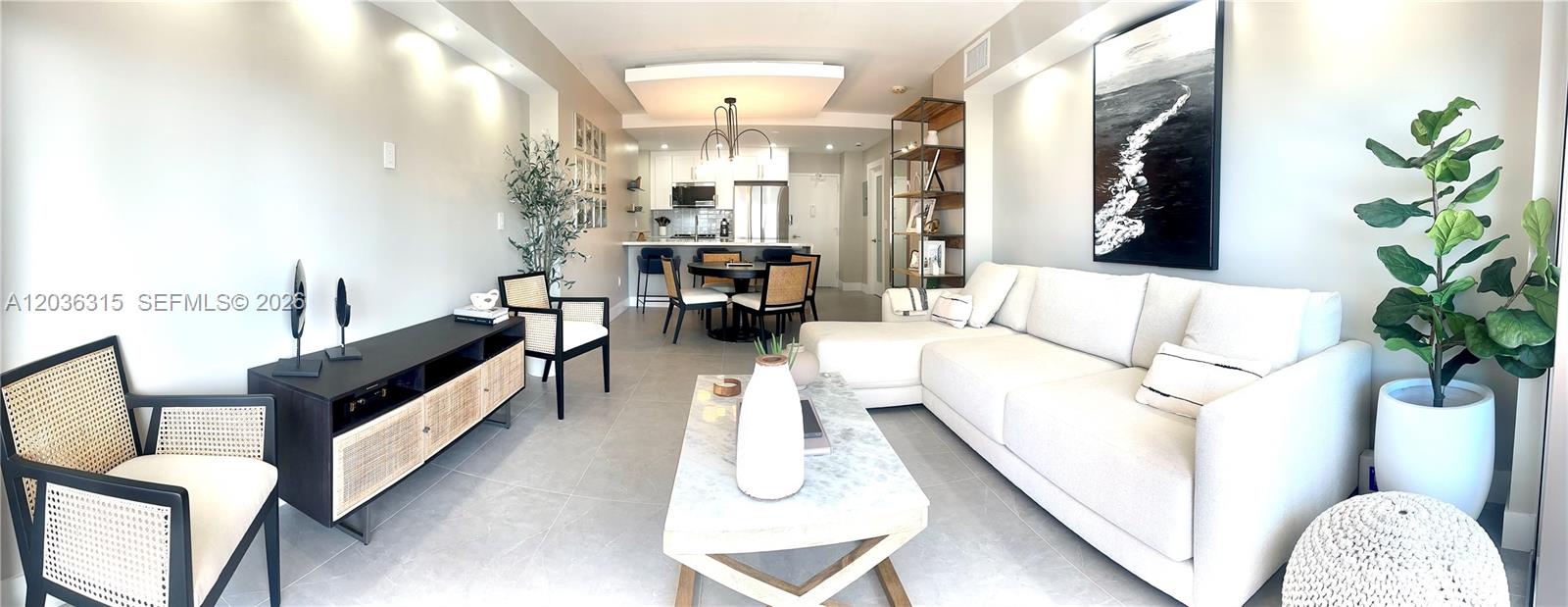 Ver detalles 8D 2 / 2 870 sq. ft. $ 2026-06-12 0 foto