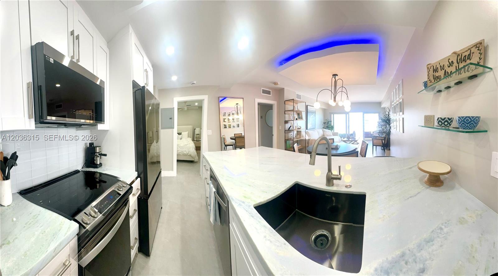 Ver detalles 8D 2 / 2 870 sq. ft. $ 2026-06-12 0 foto