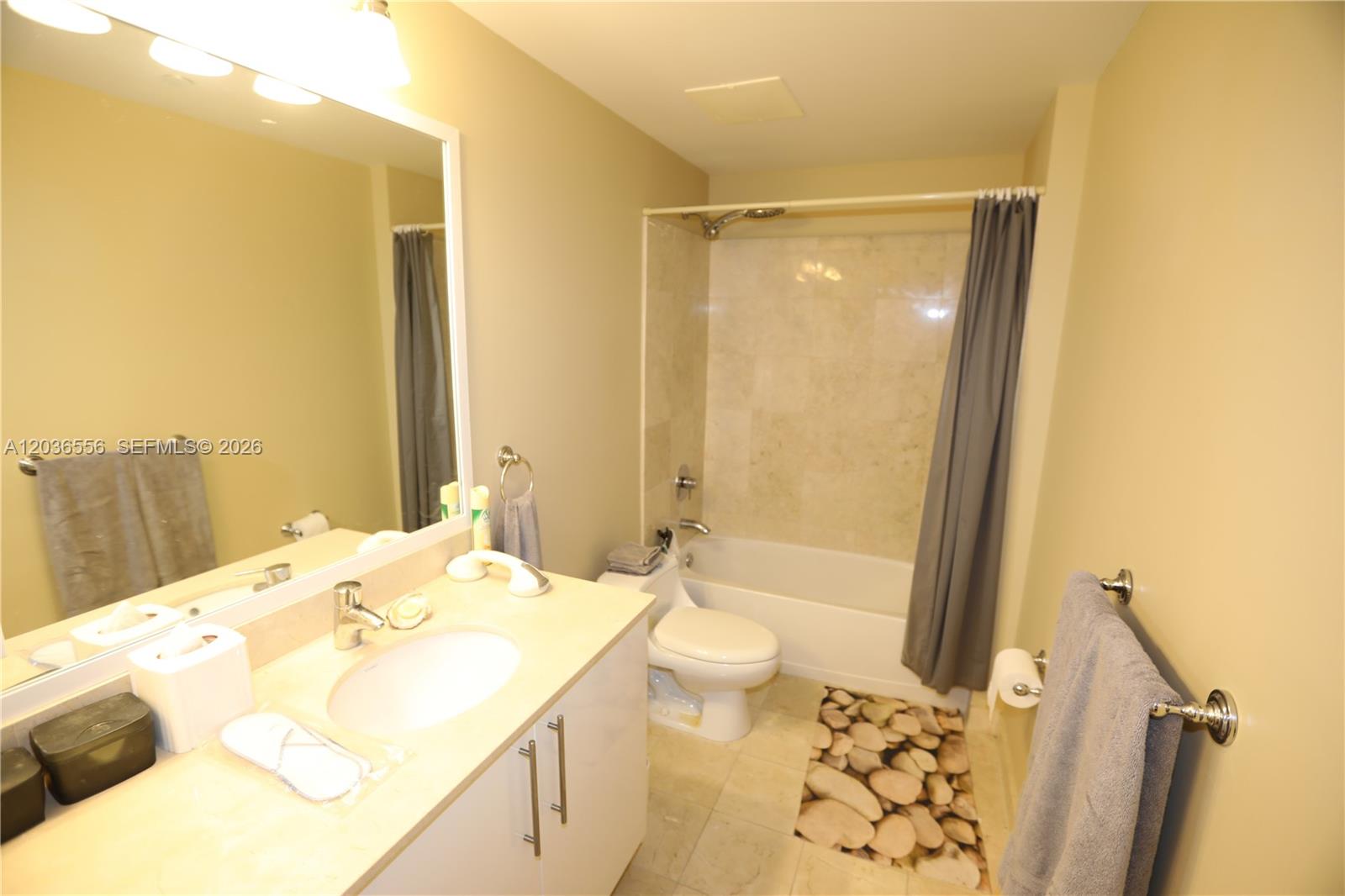 Photo of 3330 190th St  #1312, Aventura, Florida, 33180 - 2nd bedroom bathroom