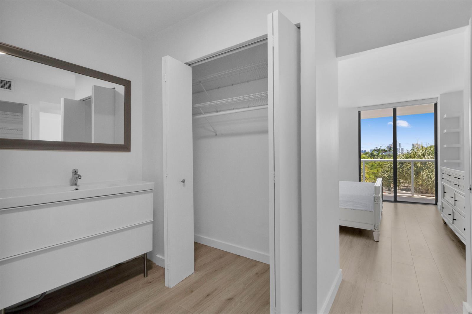 Photo of 3701 Country Club #404, Aventura, Florida, 33180 - IMG_4334