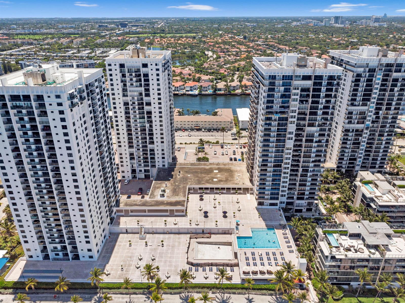 Photo of 3701 Country Club #404, Aventura, Florida, 33180 - IMG_4322