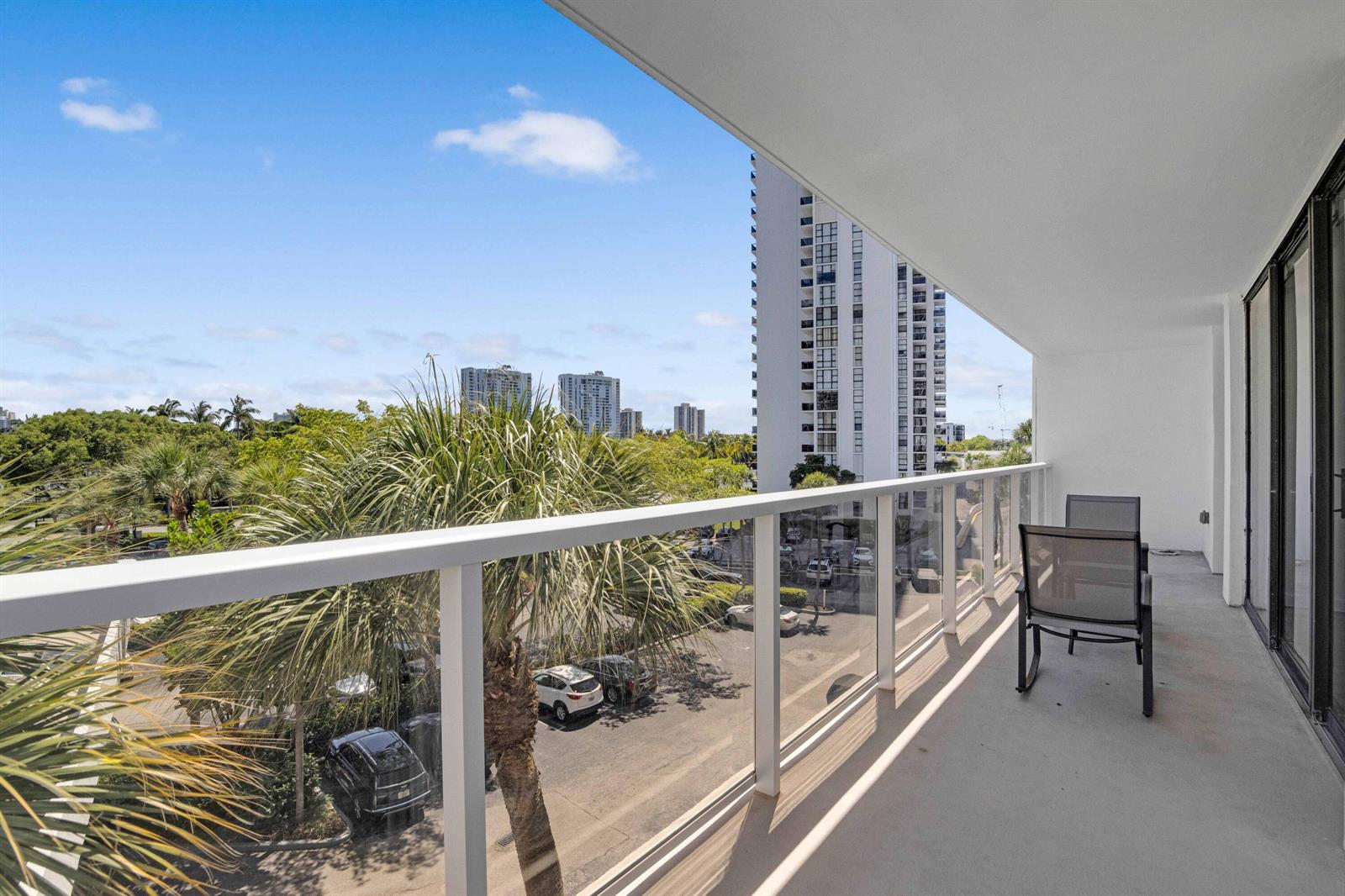 Photo of 3701 Country Club #404, Aventura, Florida, 33180 - IMG_4336