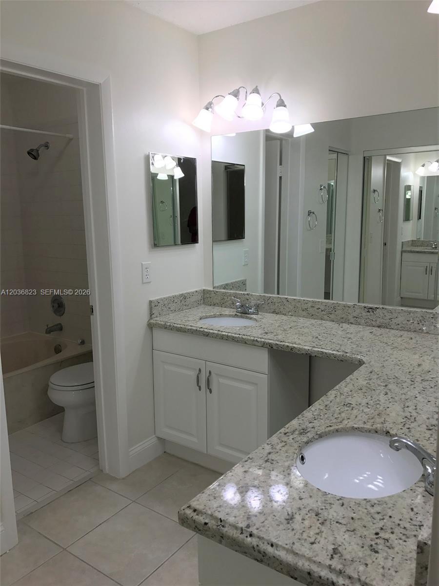 Photo of 3564 Magellan Cir  (3564), Aventura, Florida, 33180 - 