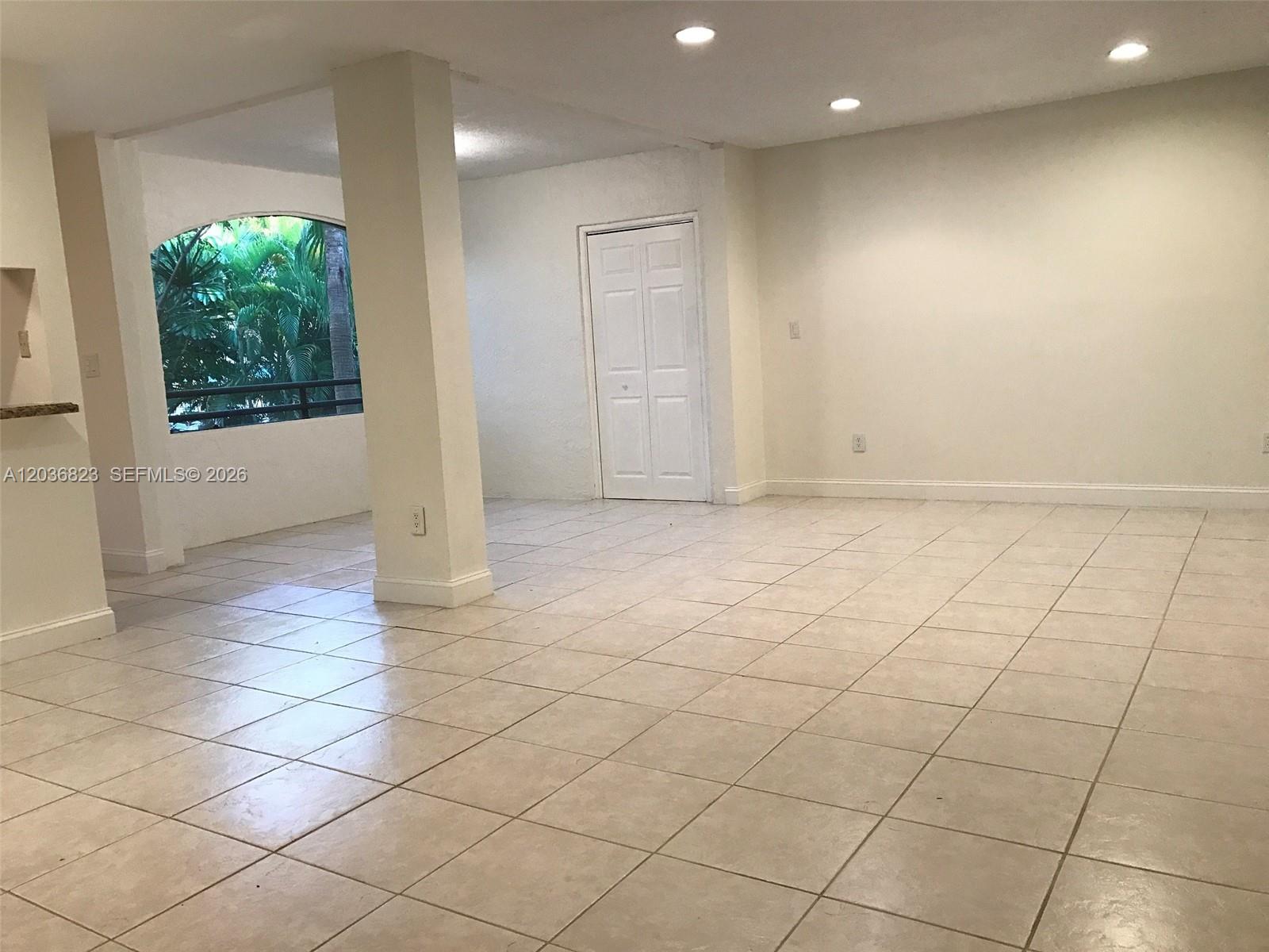 Photo of 3564 Magellan Cir  (3564), Aventura, Florida, 33180 - 