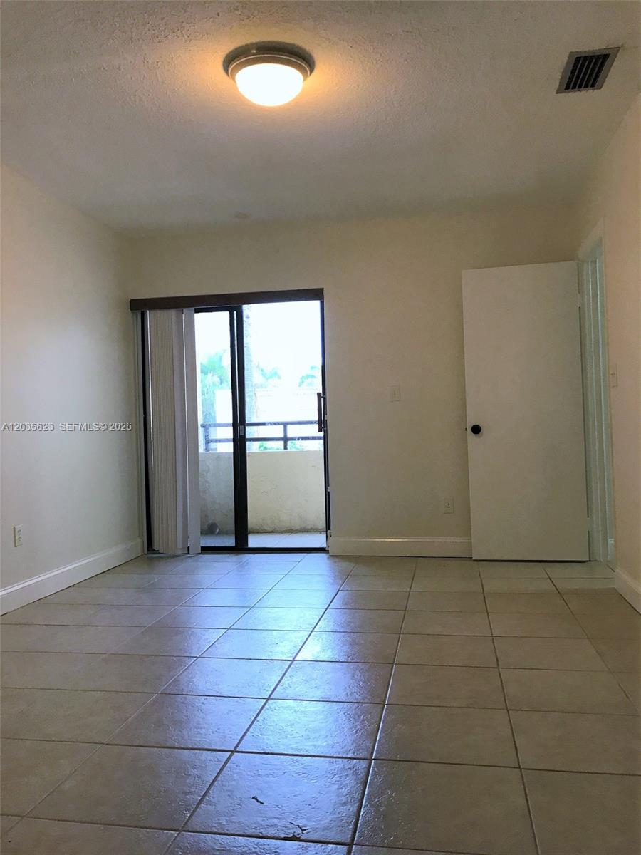 Photo of 3564 Magellan Cir  (3564), Aventura, Florida, 33180 - 