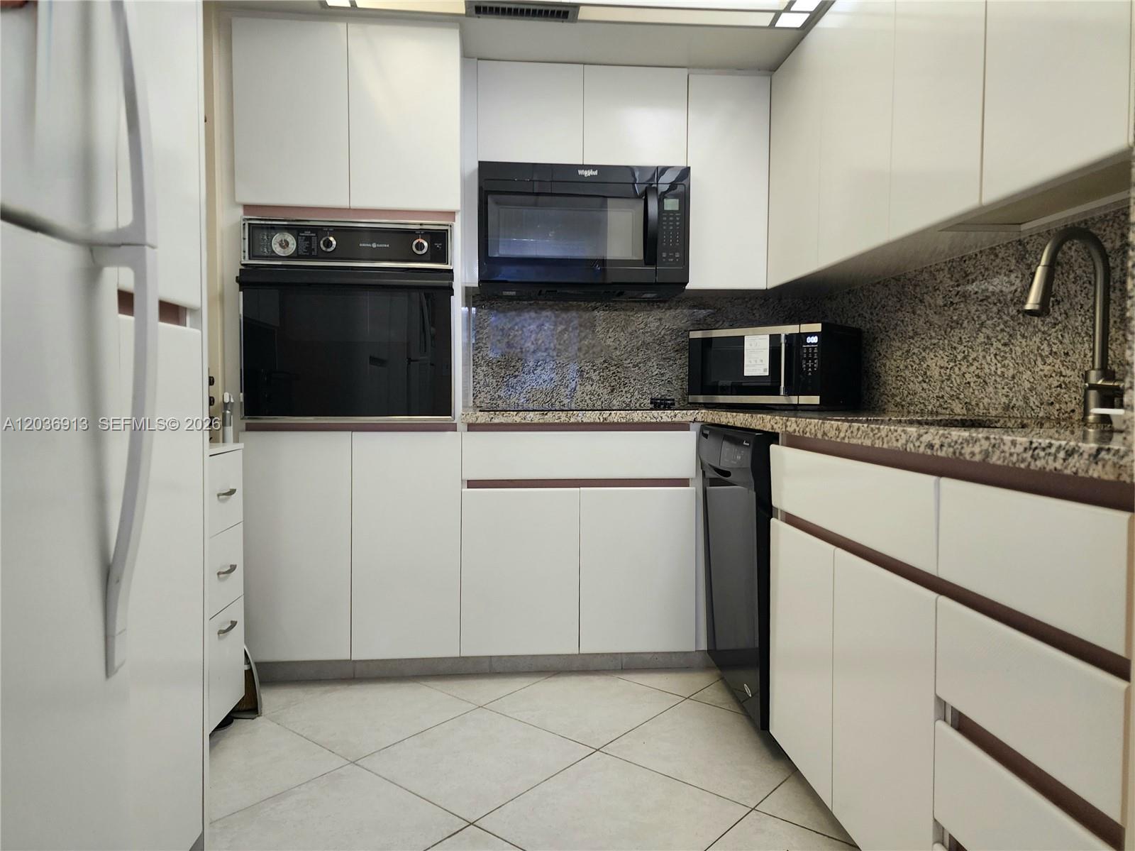 Photo of 3505 Ocean Dr  #705, Hollywood, Florida, 33019 - 